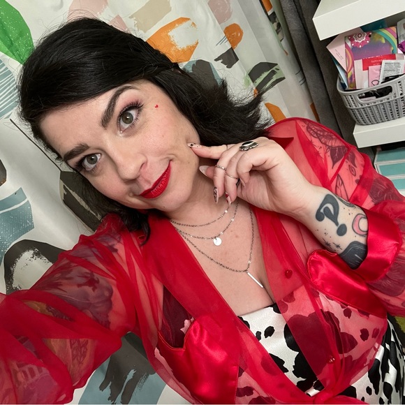 Meet your Posher, Ashley - Picture 16 of 16